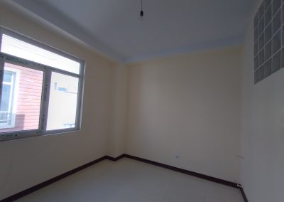 80متر آپارتمان نوساز در فاز یک اندیشه