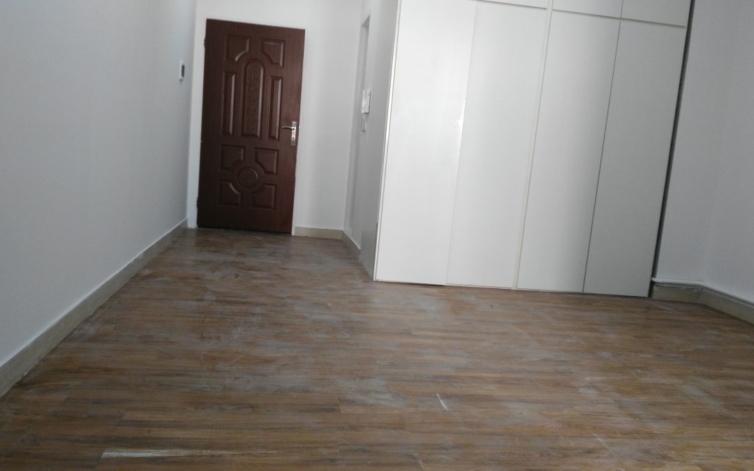 42متر روبه نما با پارکینگ اختصاصی در اندیشه