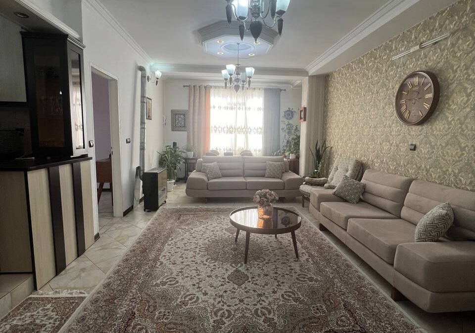 خرید آپارتمان در اندیشه