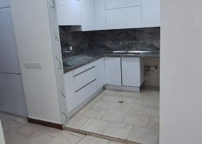 آپارتمان نوساز در اندیشه